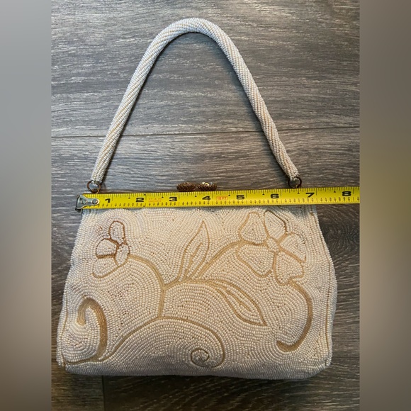 50’s Vintage Jorelli Bridal White Floral Pattern Beaded Purse Made in Belgium - Picture 10 of 14